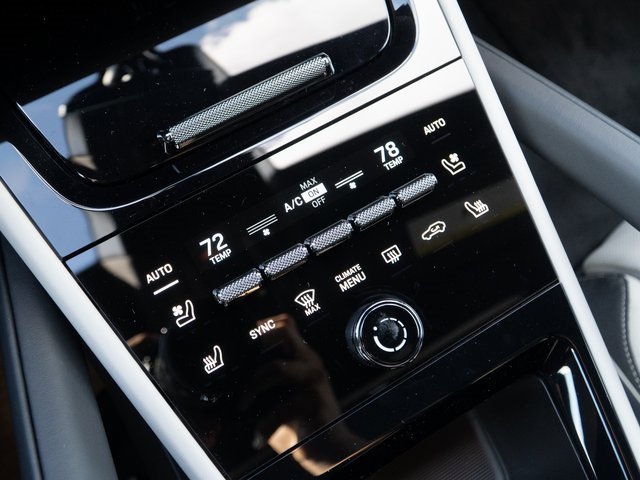 New 2026 Porsche Cayenne S image 26