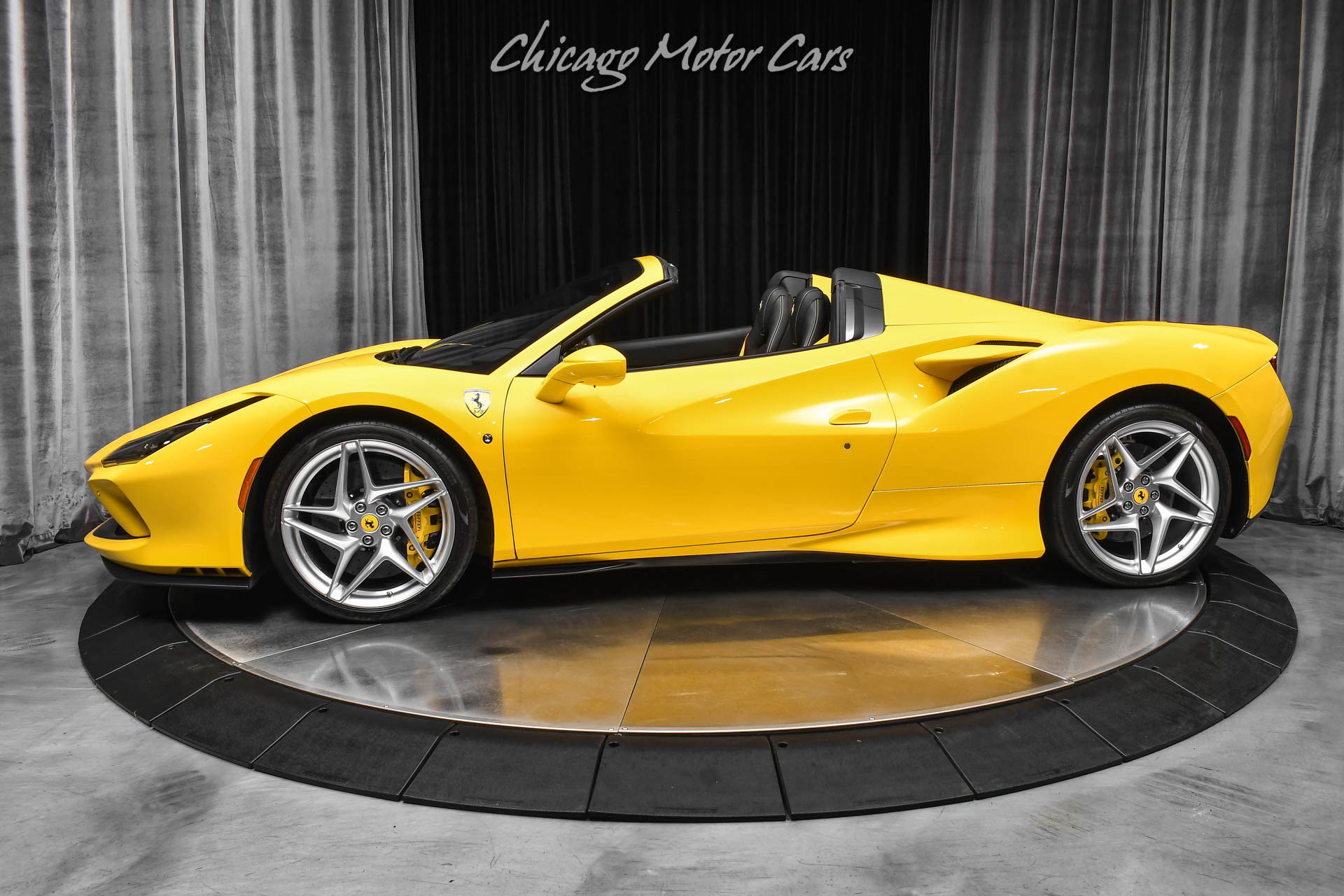 Used 2023 Ferrari F8 Tributo RWD image 1