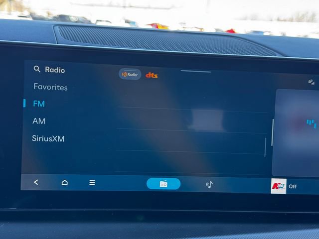 Used 2025 Hyundai Santa Fe SEL image 35