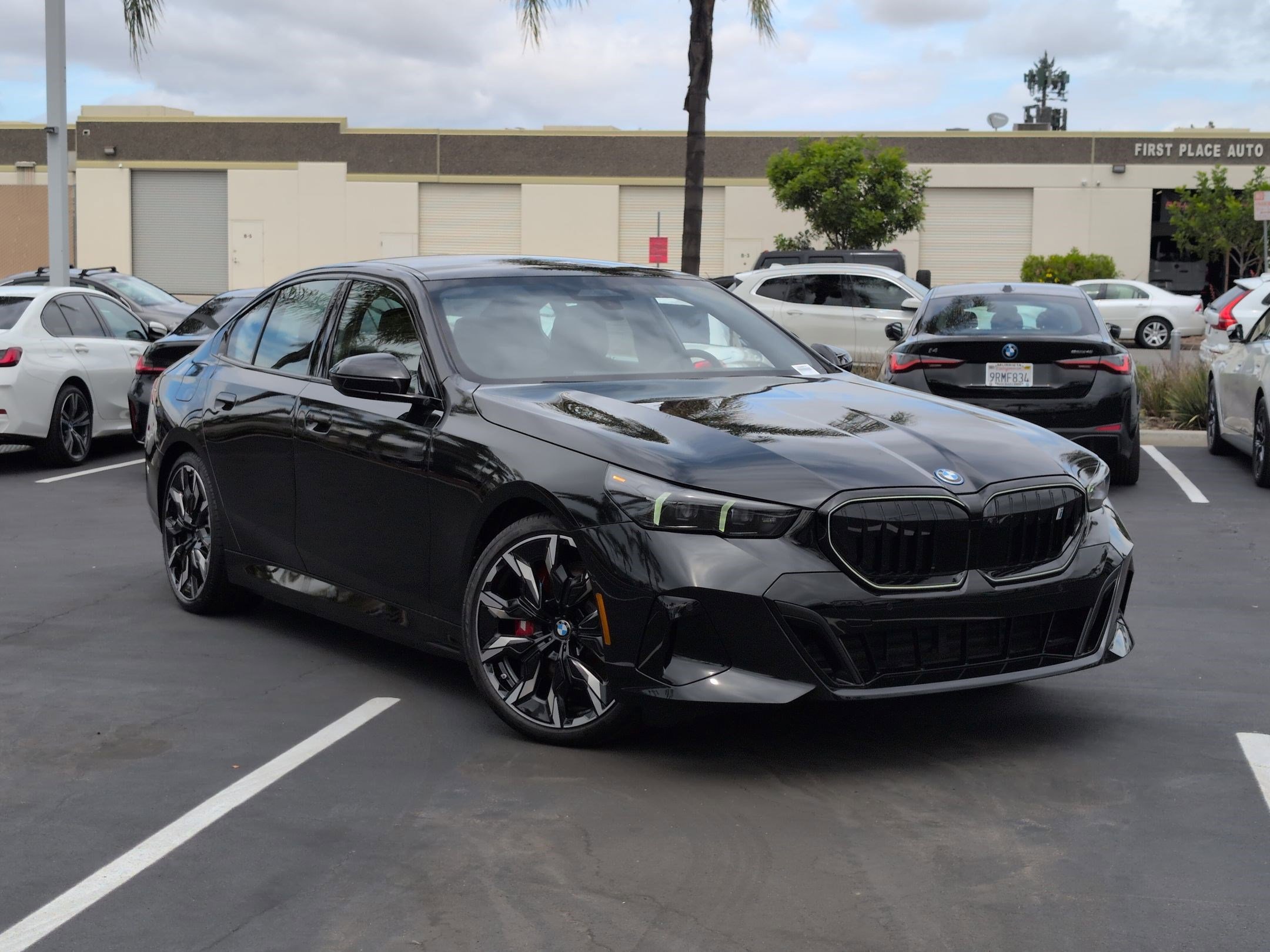 New 2026 BMW i5 eDrive40 w/ Executive Package image 2