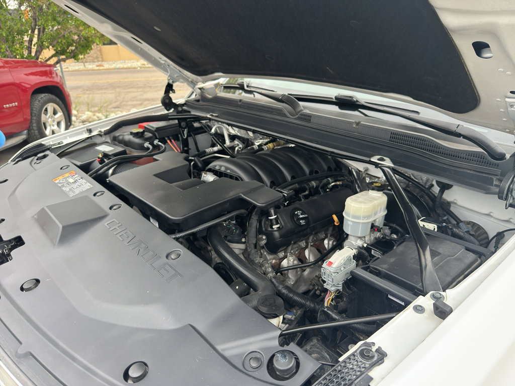 Used 2017 Chevrolet Tahoe Premier AWD/4WD image 39