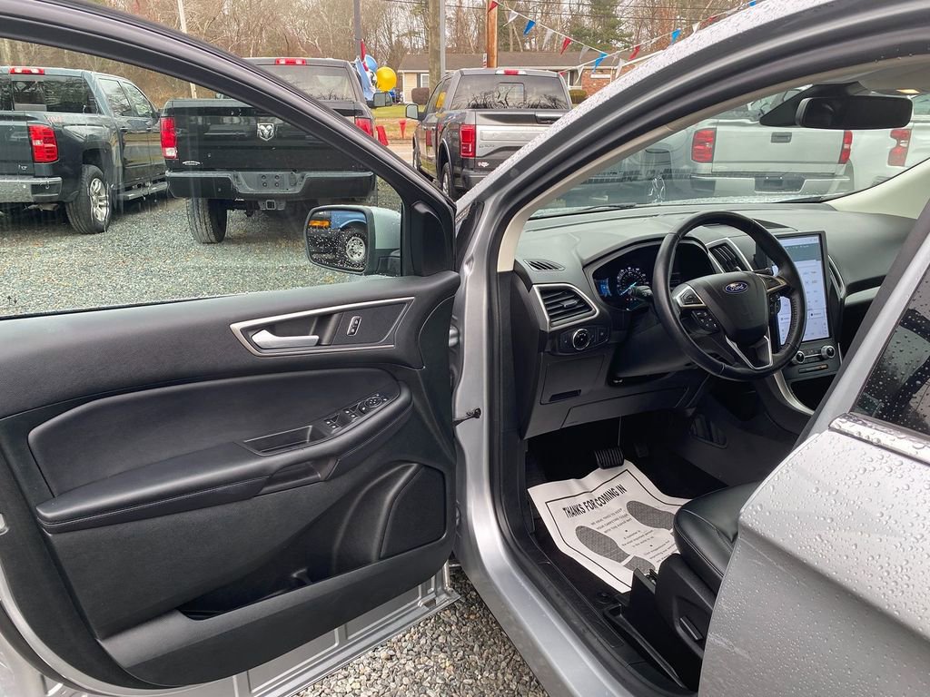Used 2023 Ford Edge SEL image 10