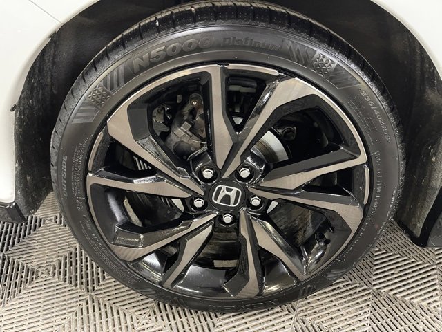 Used 2017 Honda Civic Sport image 11