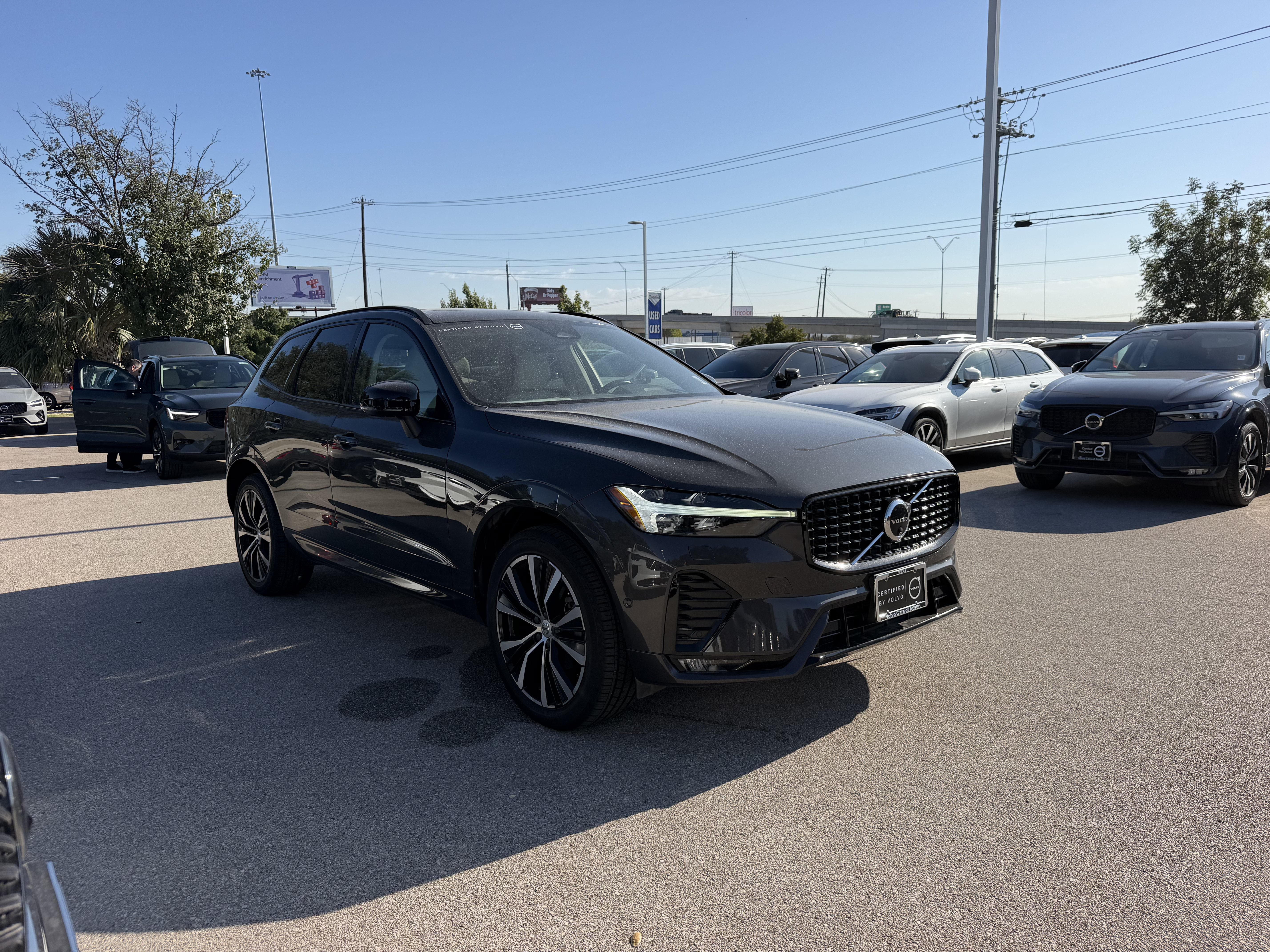Certified 2024 Volvo XC60 B5 Plus w/ Protection Package Premier AWD/4WD image 7