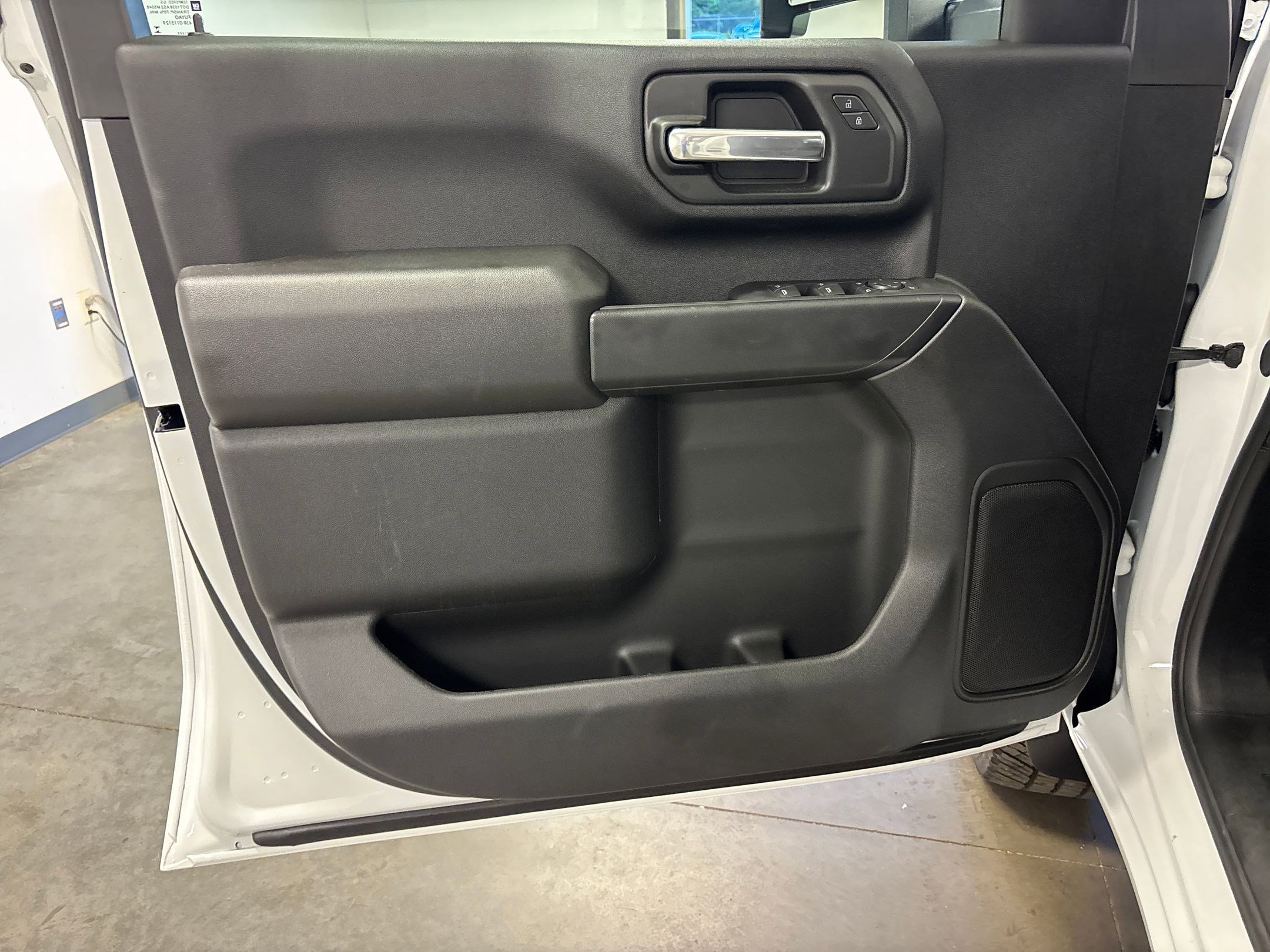 New 2025 Chevrolet Silverado 3500 W/T image 26