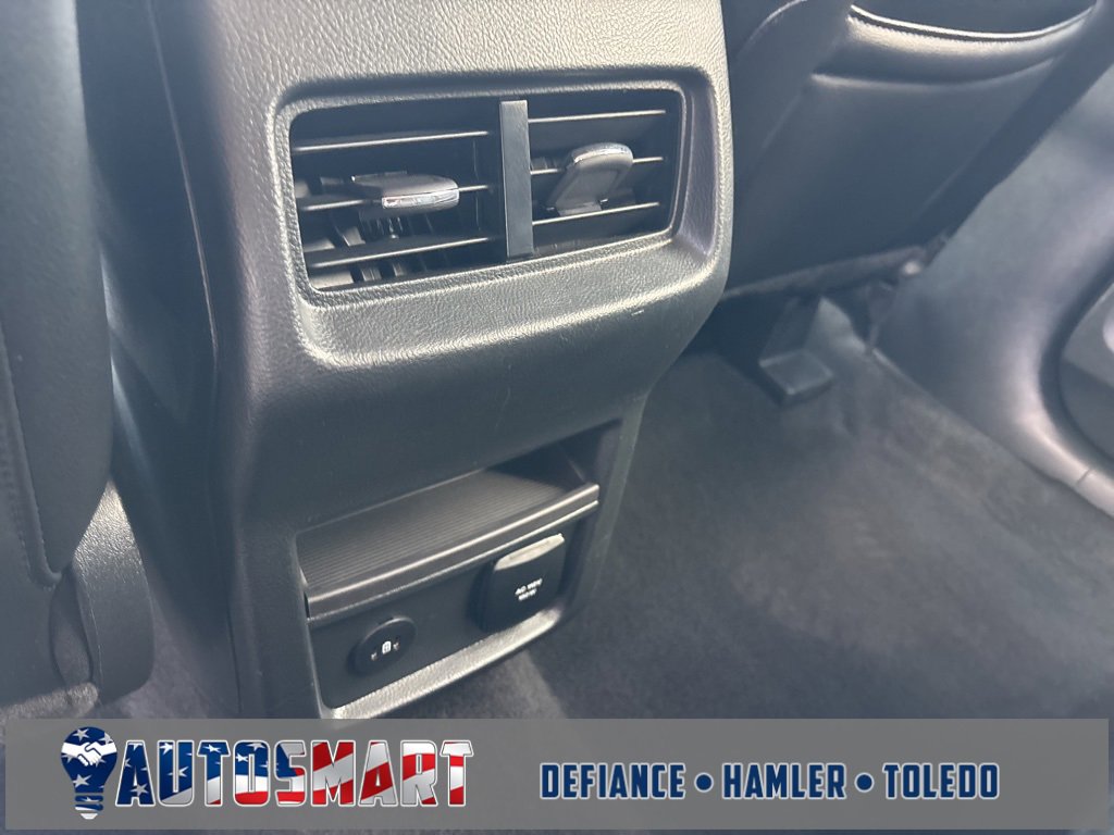 Used 2024 Ford Edge Titanium image 49