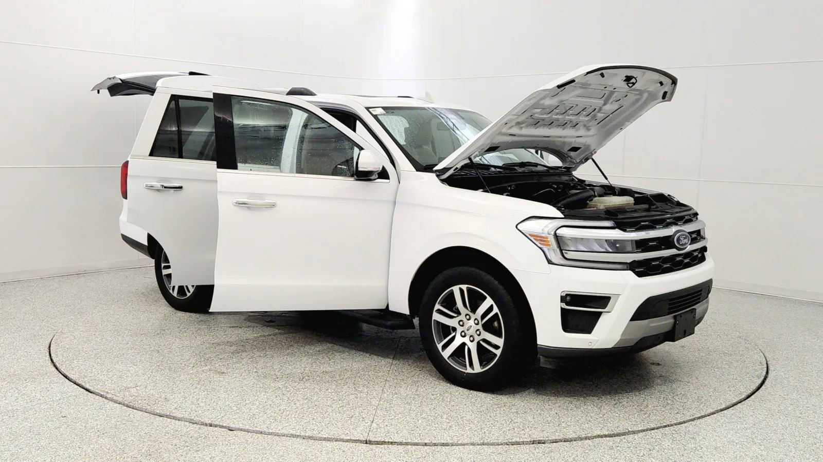 Used 2024 Ford Expedition Limited image 9