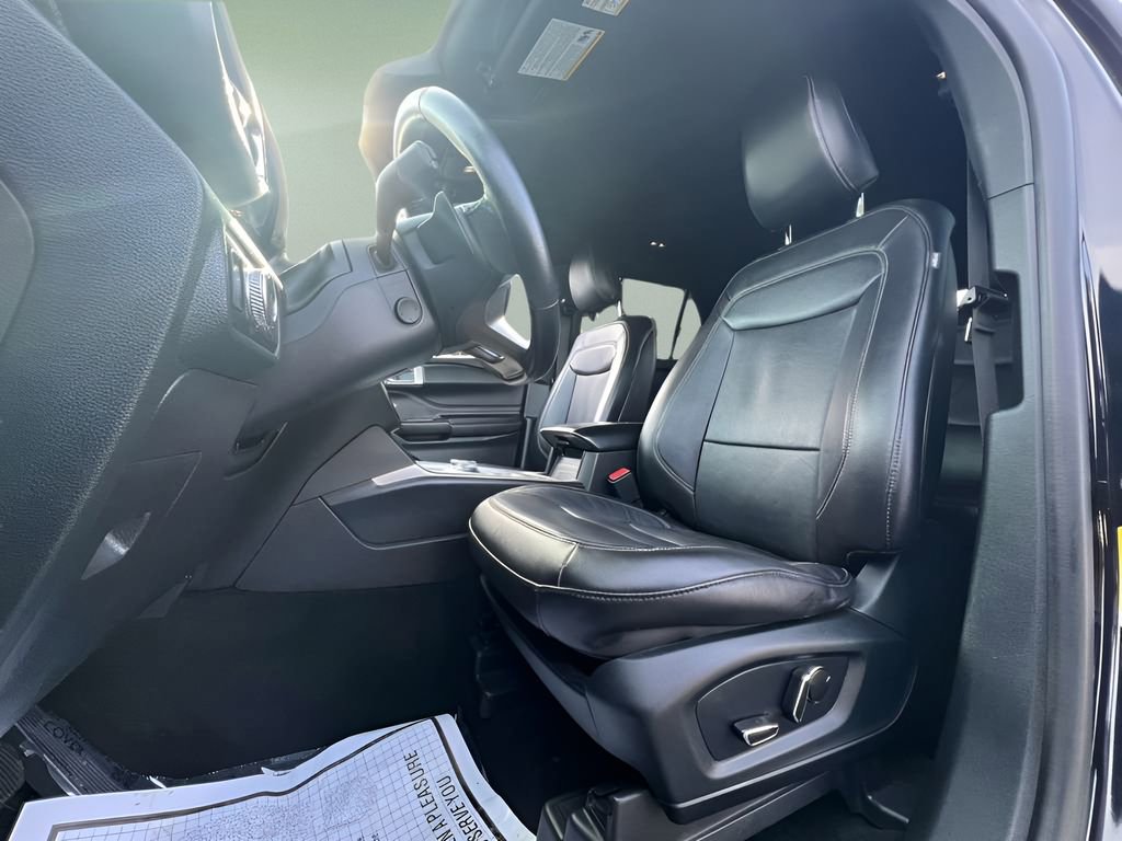 Used 2020 Ford Explorer Limited RWD image 9