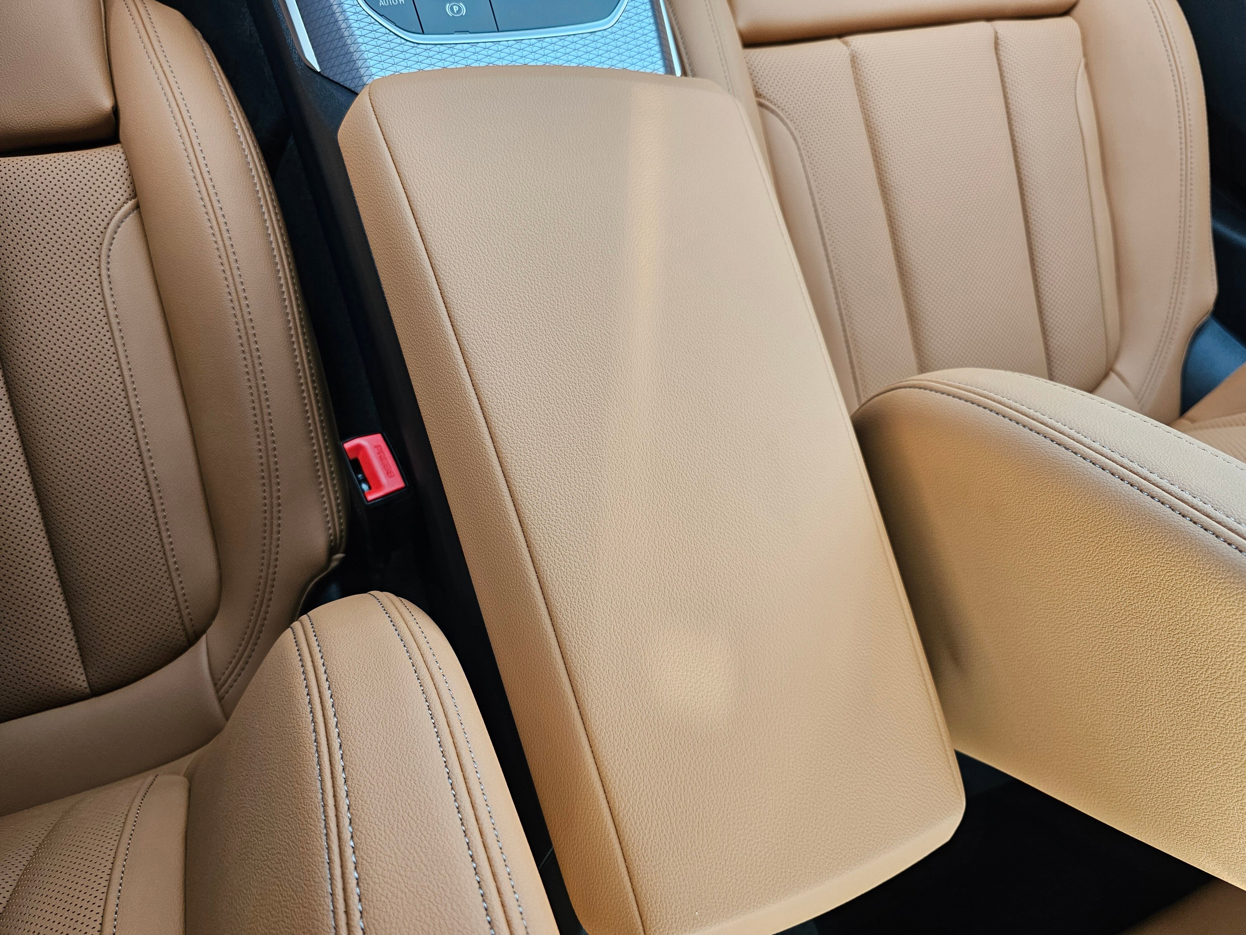 New 2026 BMW 330i xDrive Sedan w/ M Sport Package image 24