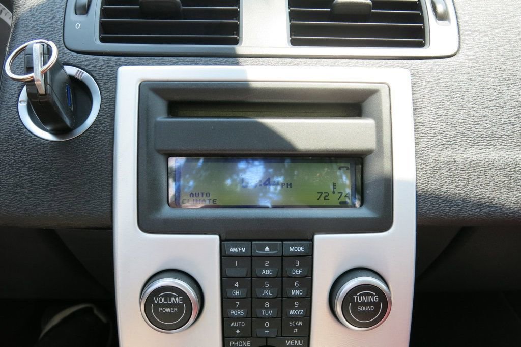 Used 2011 Volvo C70 T5 image 25