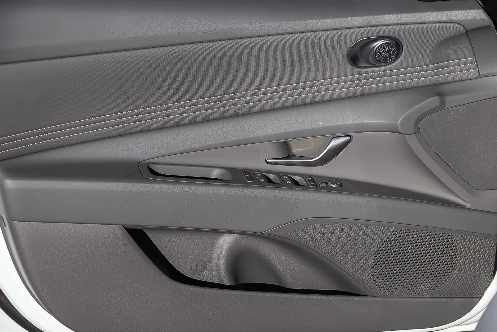 New 2026 Hyundai Elantra Sport FWD image 22