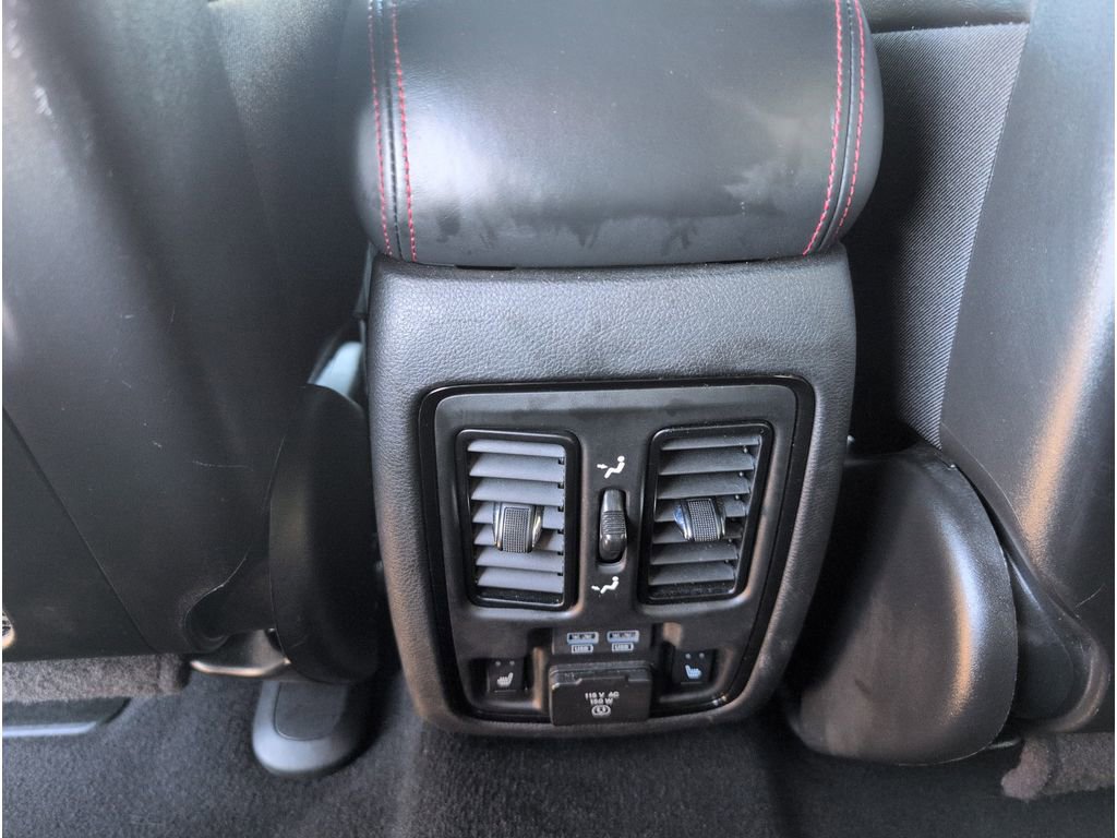 Used 2024 Dodge Durango GT image 32