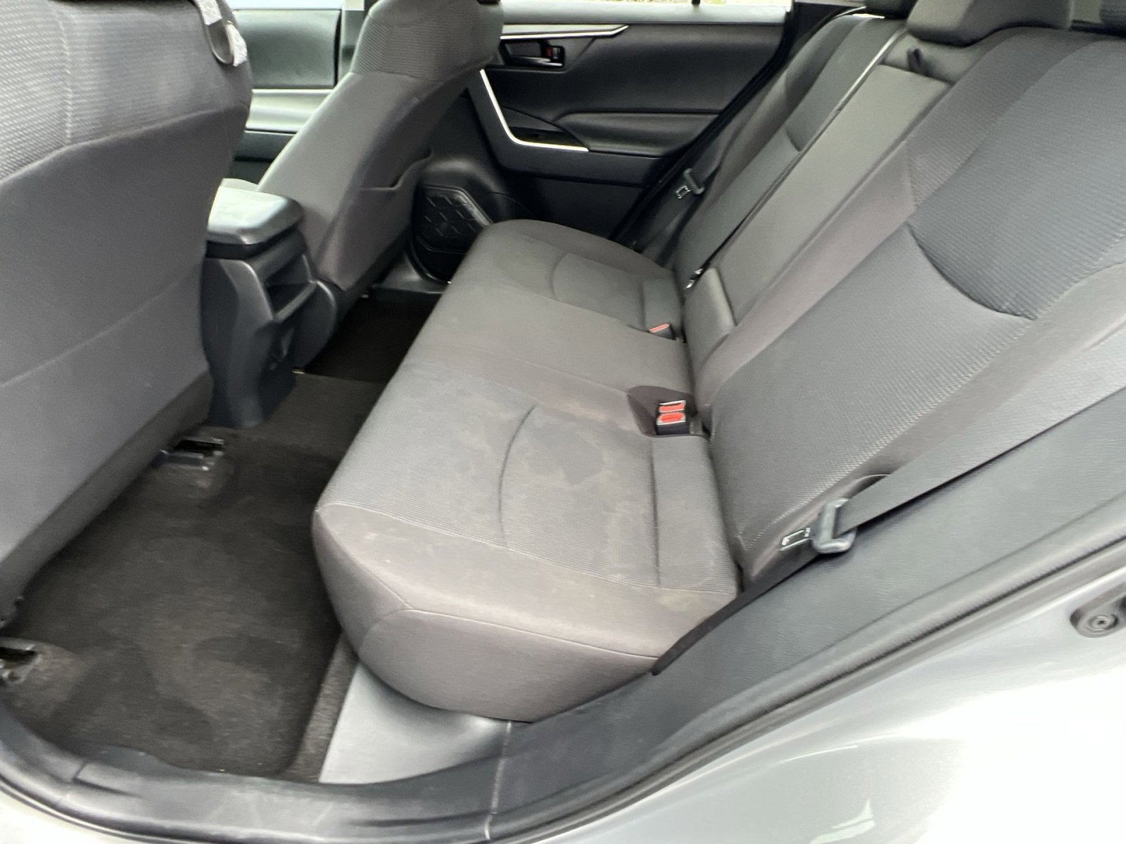 Used 2019 Toyota RAV4 LE w/ All Weather Liner Package AWD/4WD image 26