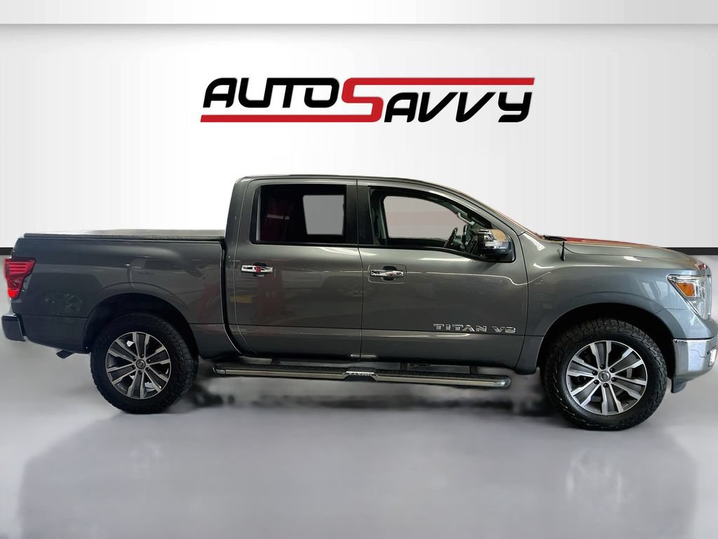 Used 2018 Nissan Titan SL AWD/4WD image 8