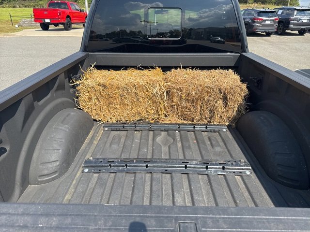 Used 2020 Ford F250 Lariat w/ Chrome Package image 5