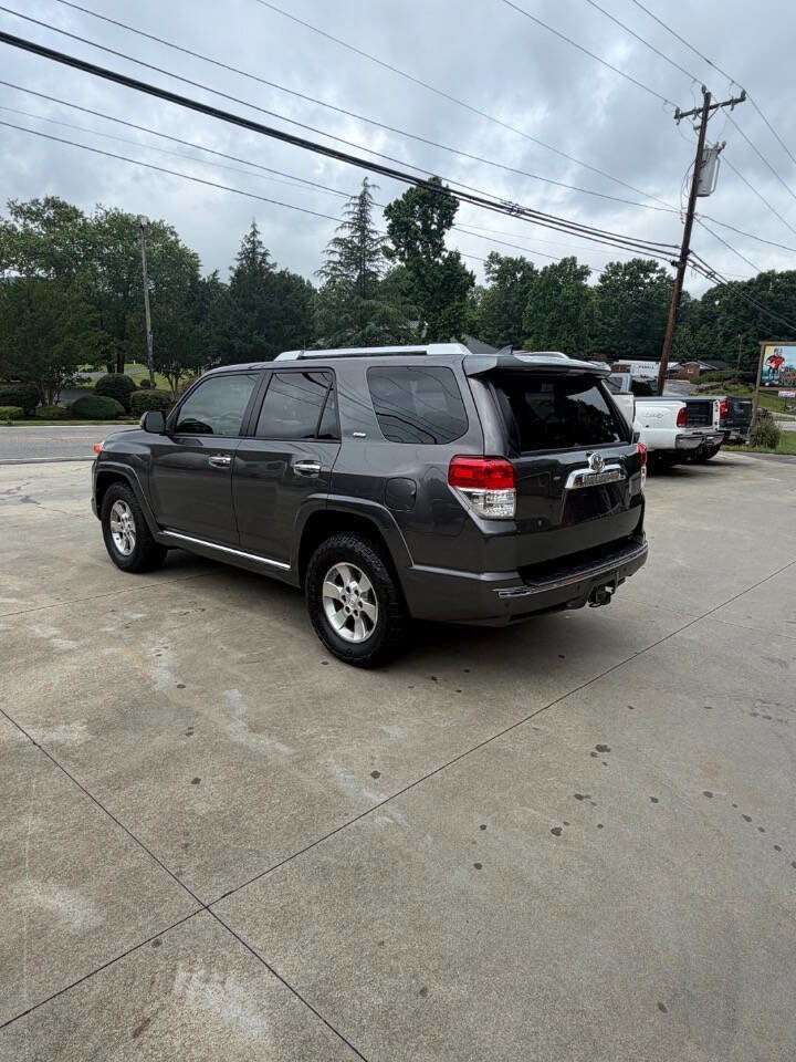 Used 2013 Toyota 4Runner SR5 w/ Convenience Pkg RWD image 3