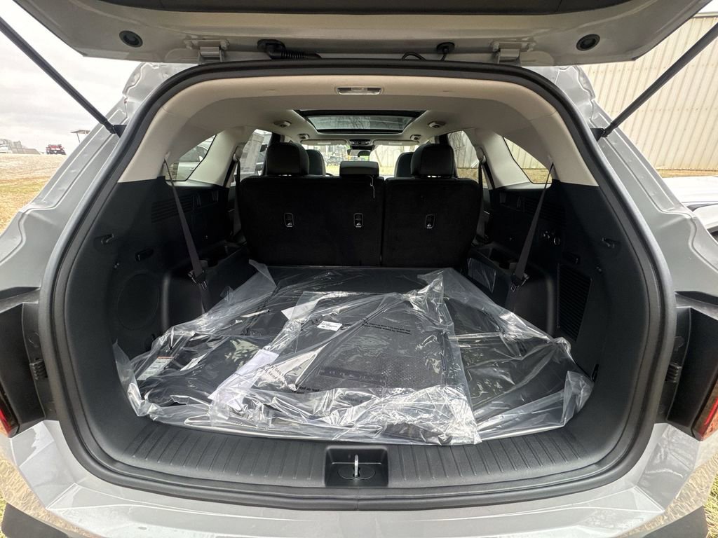 New 2026 Kia Sorento S w/ S Panoramic Sunroof Package FWD image 24