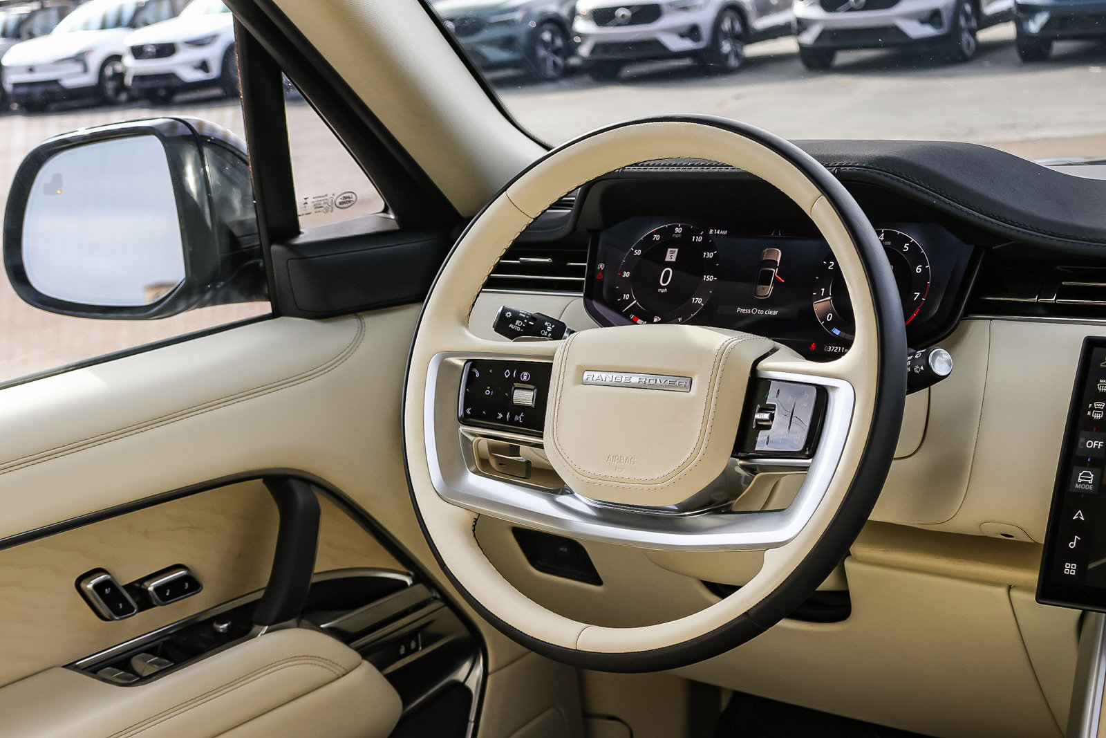 Certified 2024 Land Rover Range Rover SE AWD/4WD image 26