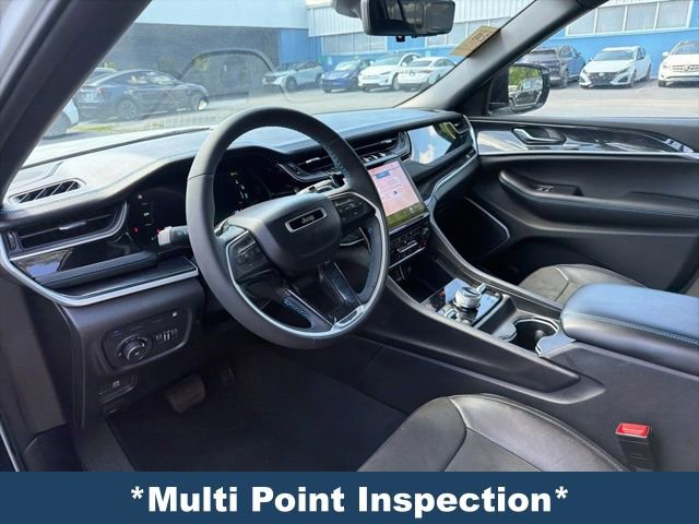 Used 2024 Jeep Grand Cherokee Trailhawk w/ Advanced Protech Group II AWD/4WD image 4
