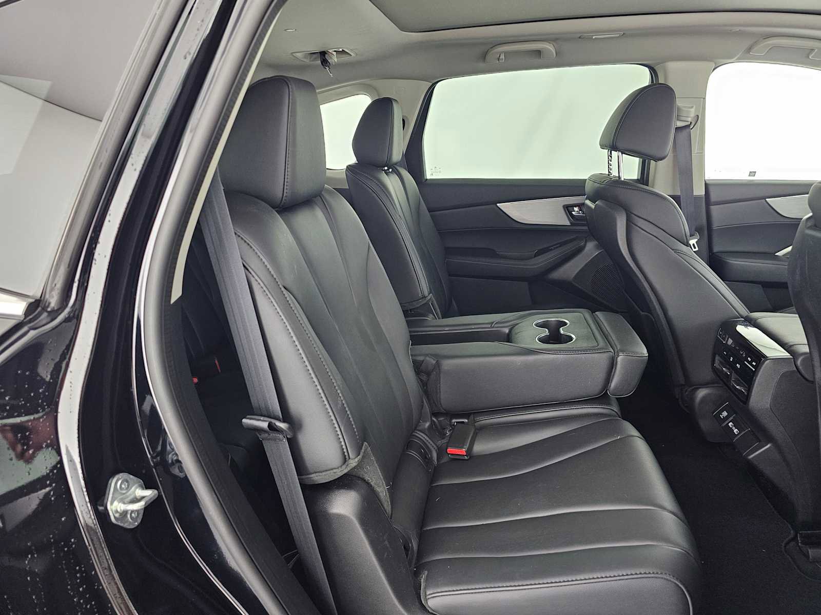 Used 2023 Acura MDX FWD image 12