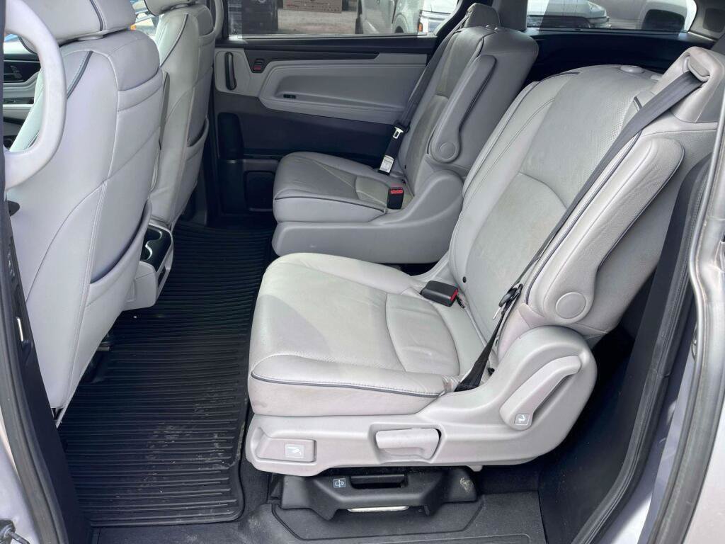 Used 2022 Honda Odyssey Elite image 17