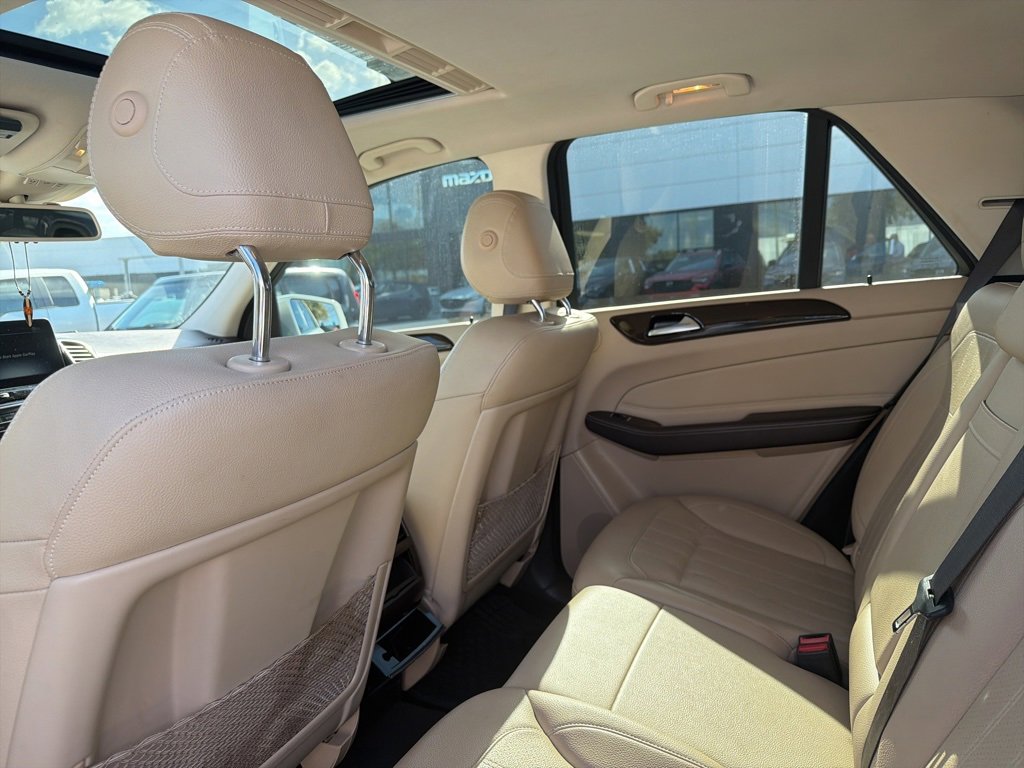 Used 2018 Mercedes-Benz GLE 350 4MATIC image 3