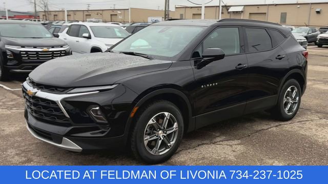 Certified 2024 Chevrolet Blazer LT w/ Convenience Package FWD image 4