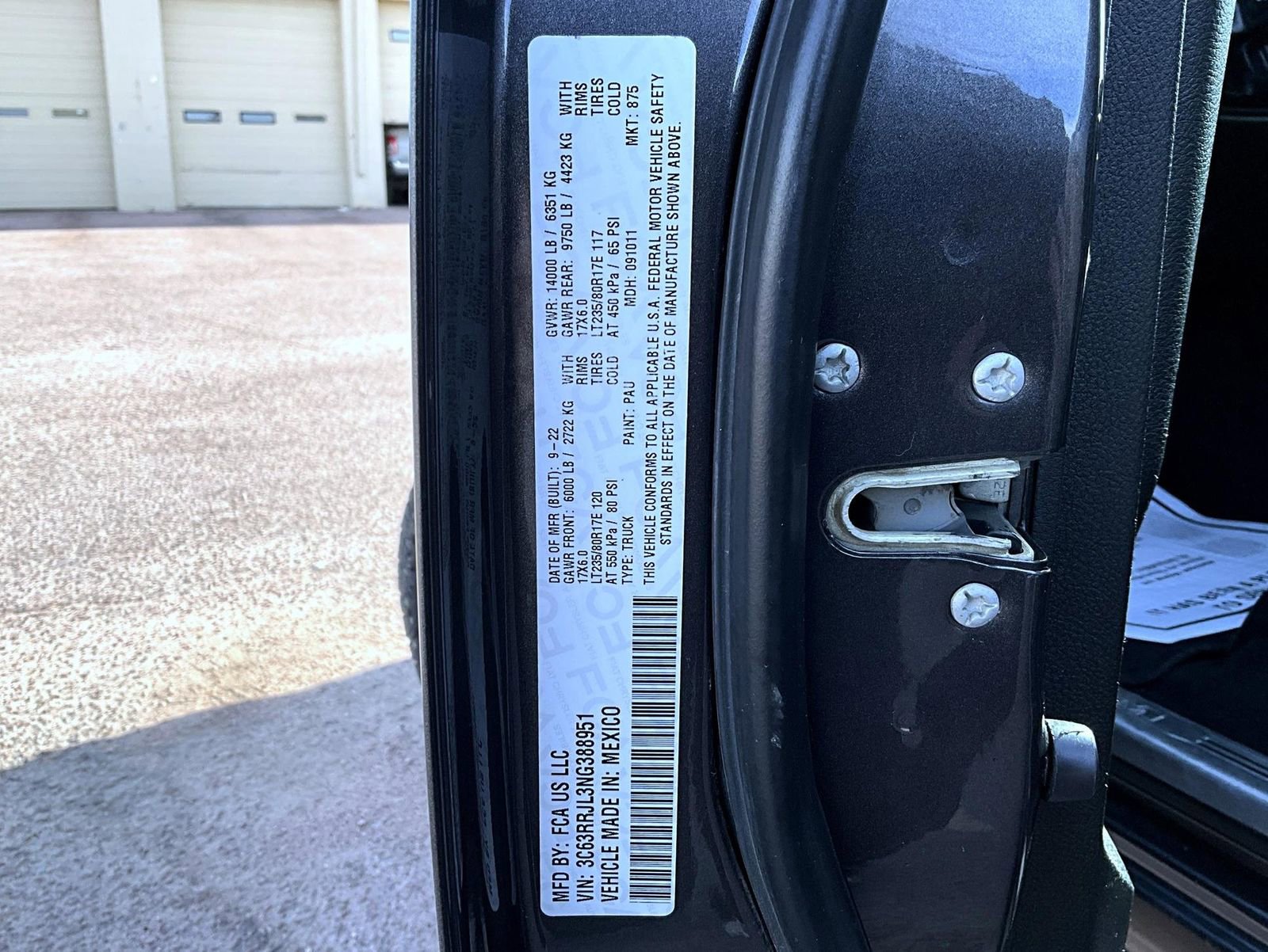 Used 2022 RAM 3500 Laramie w/ Night Edition image 25