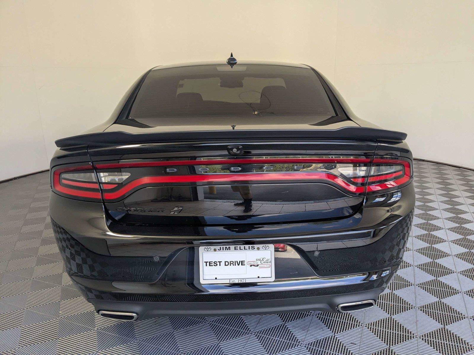 Used 2023 Dodge Charger SXT w/ Blacktop Package AWD/4WD image 6