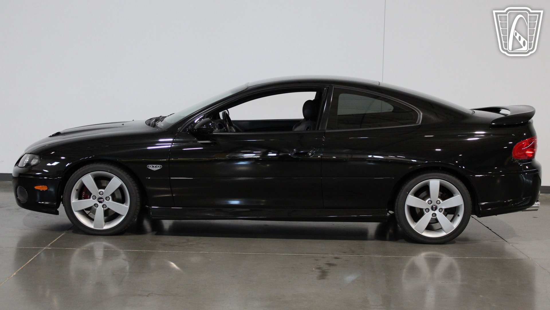 Used 2005 Pontiac GTO RWD image 27
