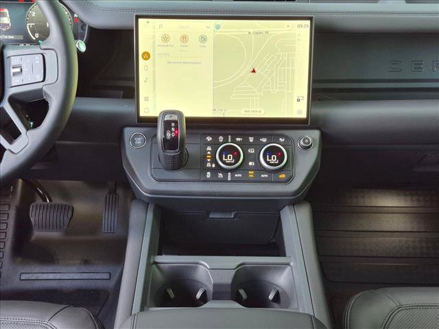 New 2026 Land Rover Defender 110 X-Dynamic SE AWD/4WD image 11