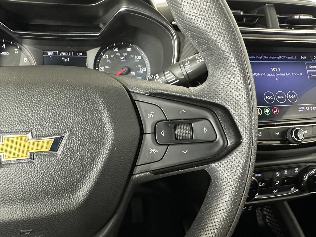Used 2023 Chevrolet TrailBlazer LT w/ Convenience Package AWD/4WD image 14