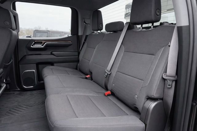 Used 2024 Chevrolet Silverado 1500 RST w/ Z71 Off-Road Package image 15