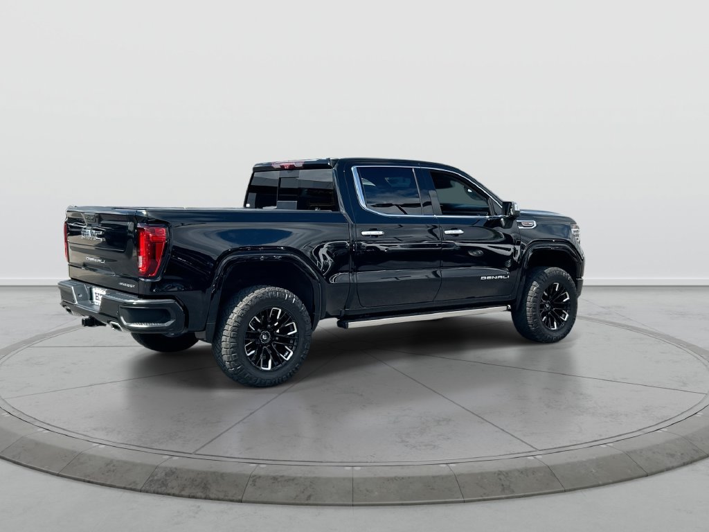 Used 2022 GMC Sierra 1500 Denali w/ Denali Reserve Package AWD/4WD image 8