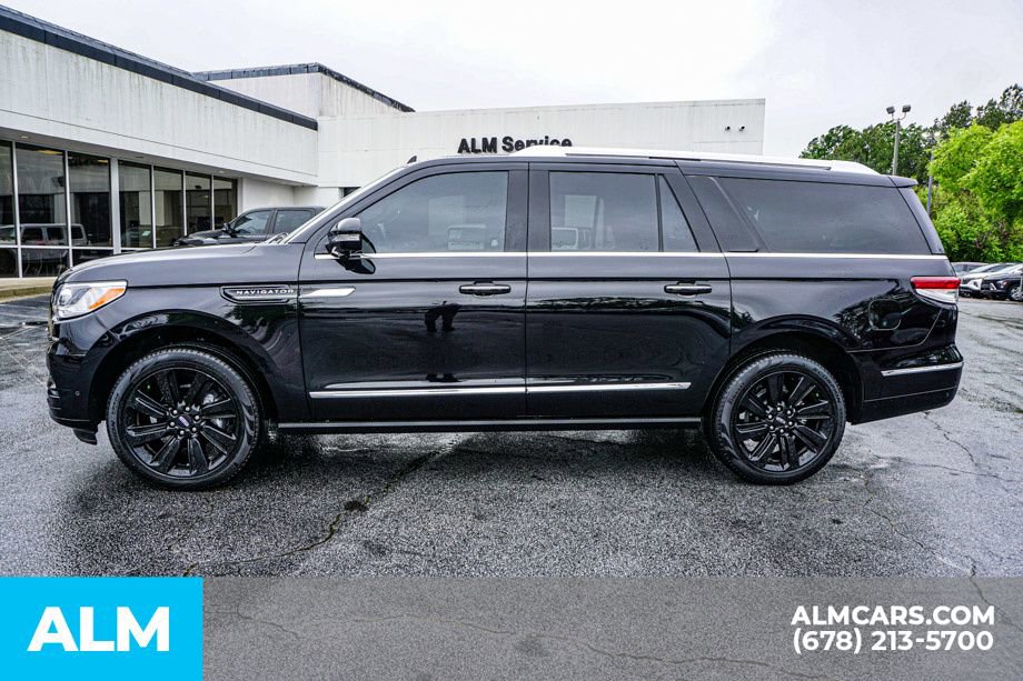 Used 2024 Lincoln Navigator L Reserve w/ Equipment Group 201A AWD/4WD image 7
