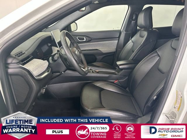 Used 2024 Jeep Compass Latitude AWD/4WD image 14