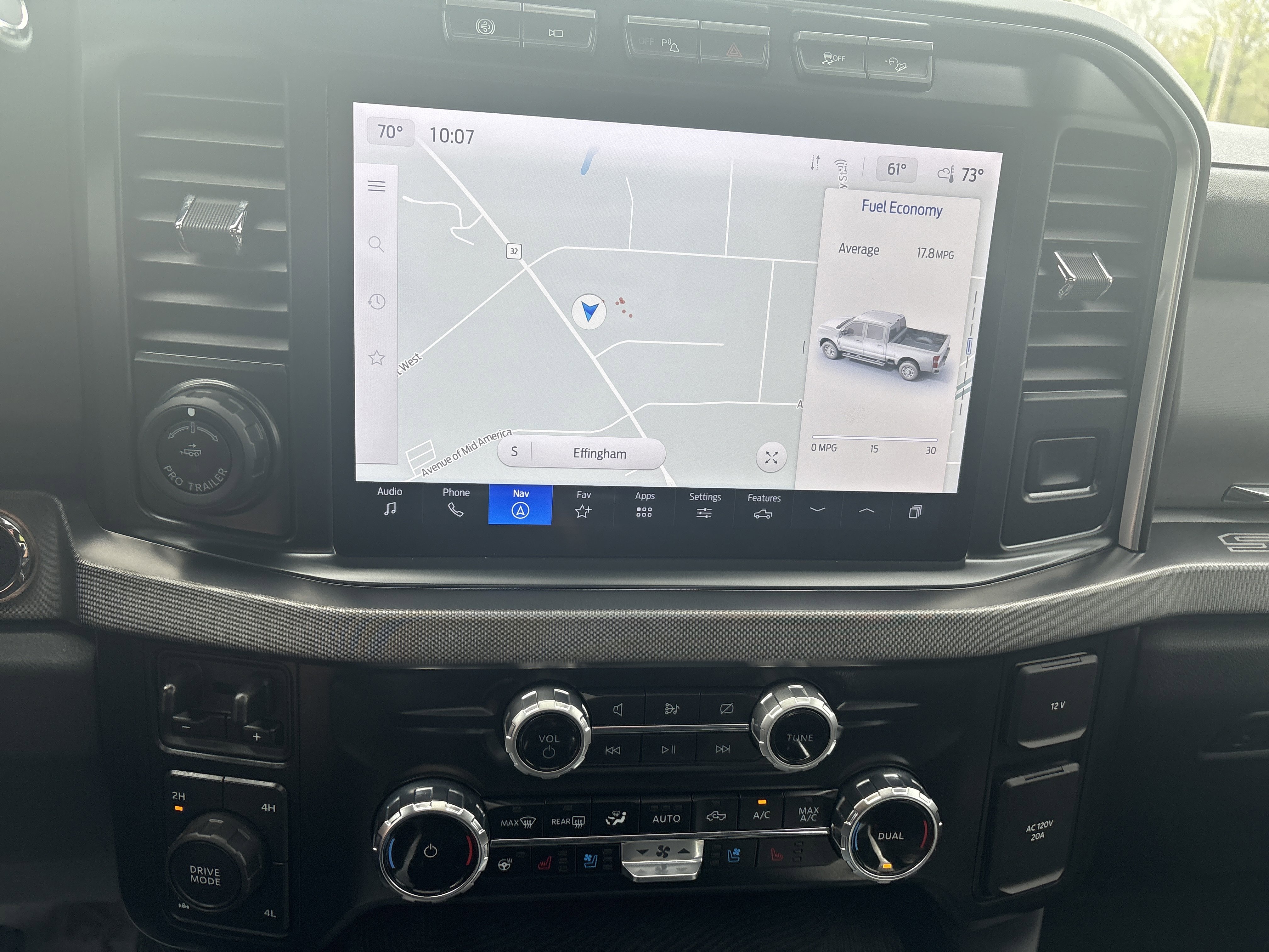 Used 2024 Ford F350 Platinum image 17