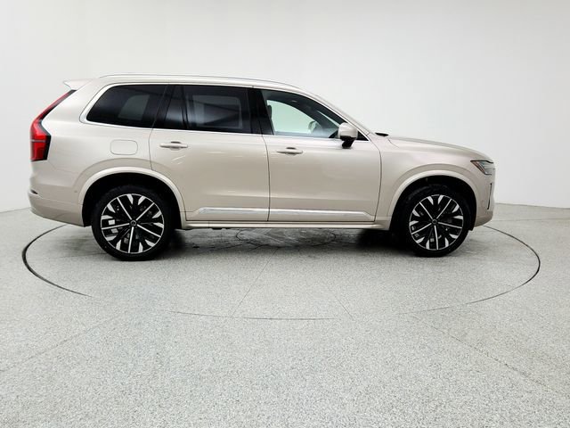 New 2026 Volvo XC90 B6 Plus w/ Protection Package image 4