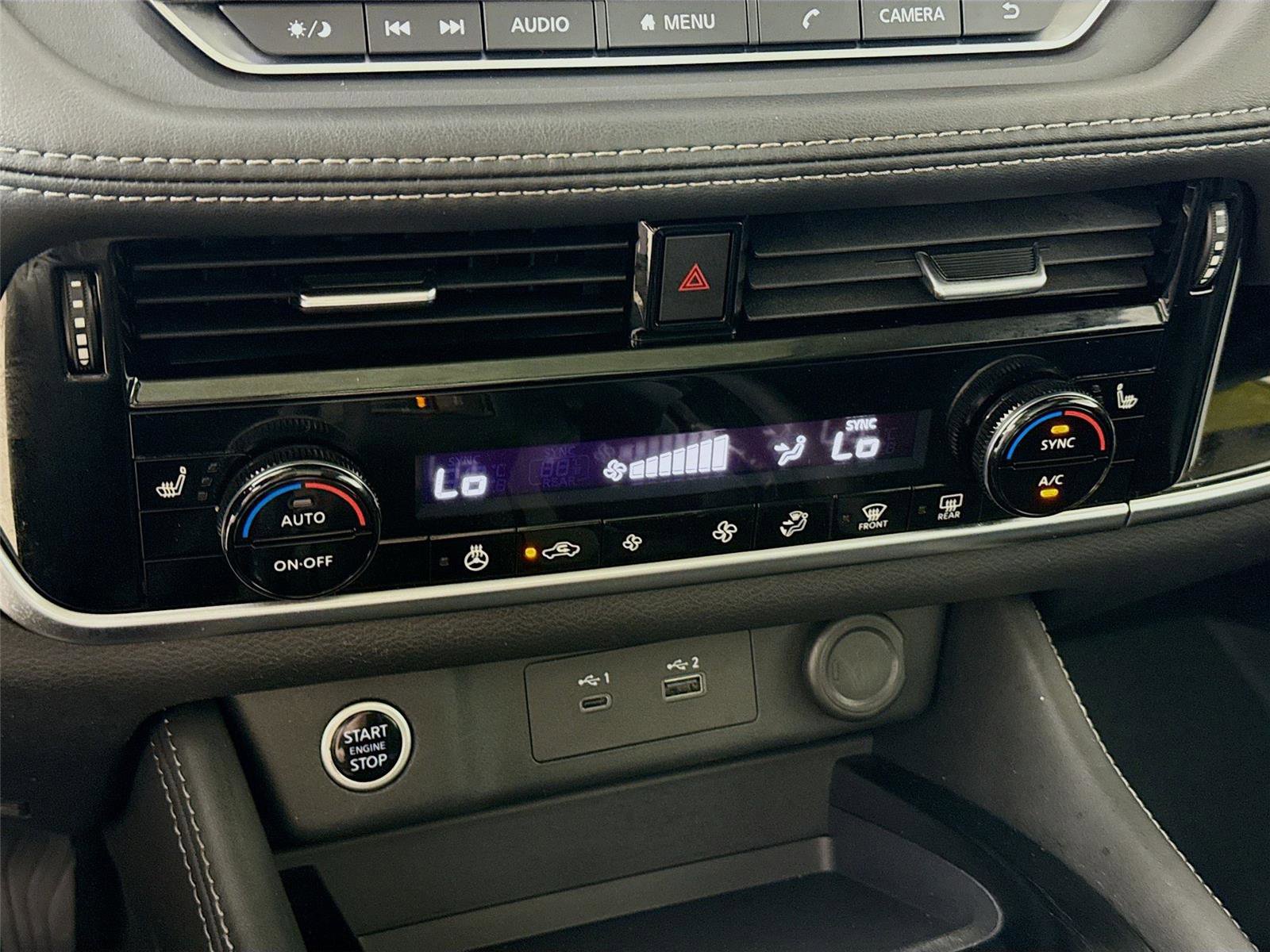 Used 2023 Nissan Rogue SL image 9