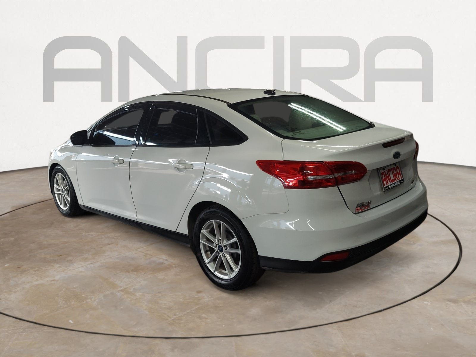 Used 2018 Ford Focus SE FWD image 10