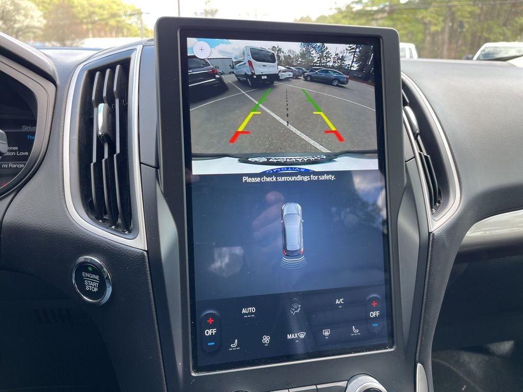 Used 2024 Ford Edge SEL image 11