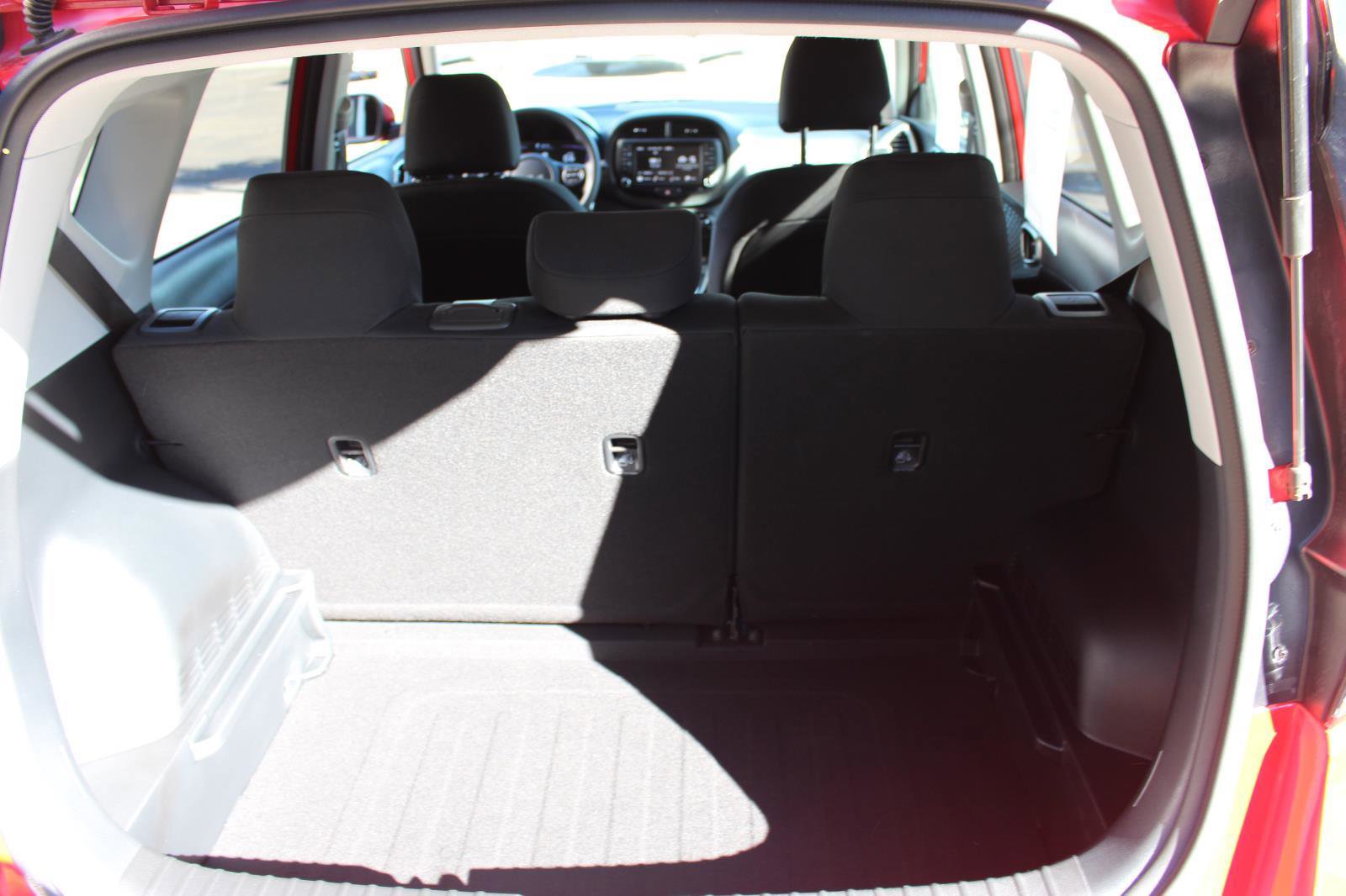 Certified 2024 Kia Soul LX w/ Option Group 015 image 33