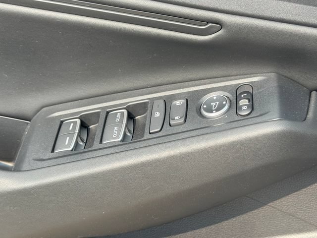 Certified 2025 Honda Accord SE image 28