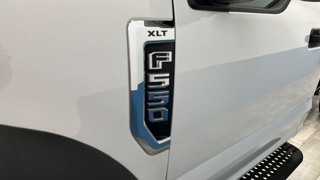 Used 2022 Ford F550 2WD Regular Cab Super Duty w/ XLT Value Package image 33