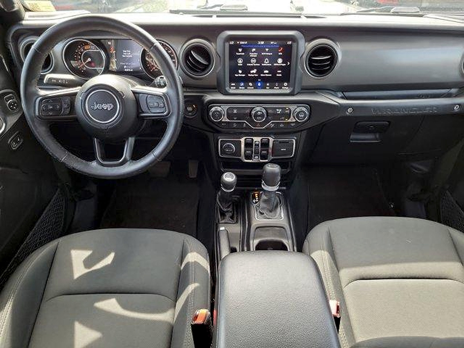 Used 2022 Jeep Wrangler Unlimited Sport AWD/4WD image 12