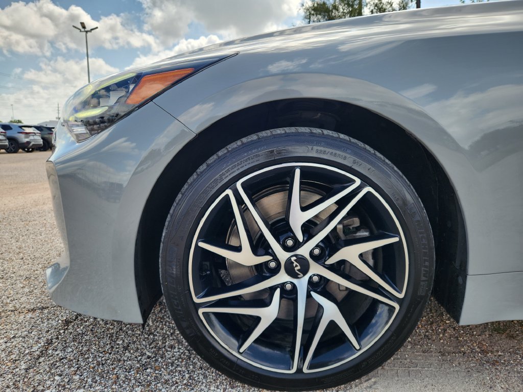 Used 2022 Kia Stinger GT-Line RWD image 5