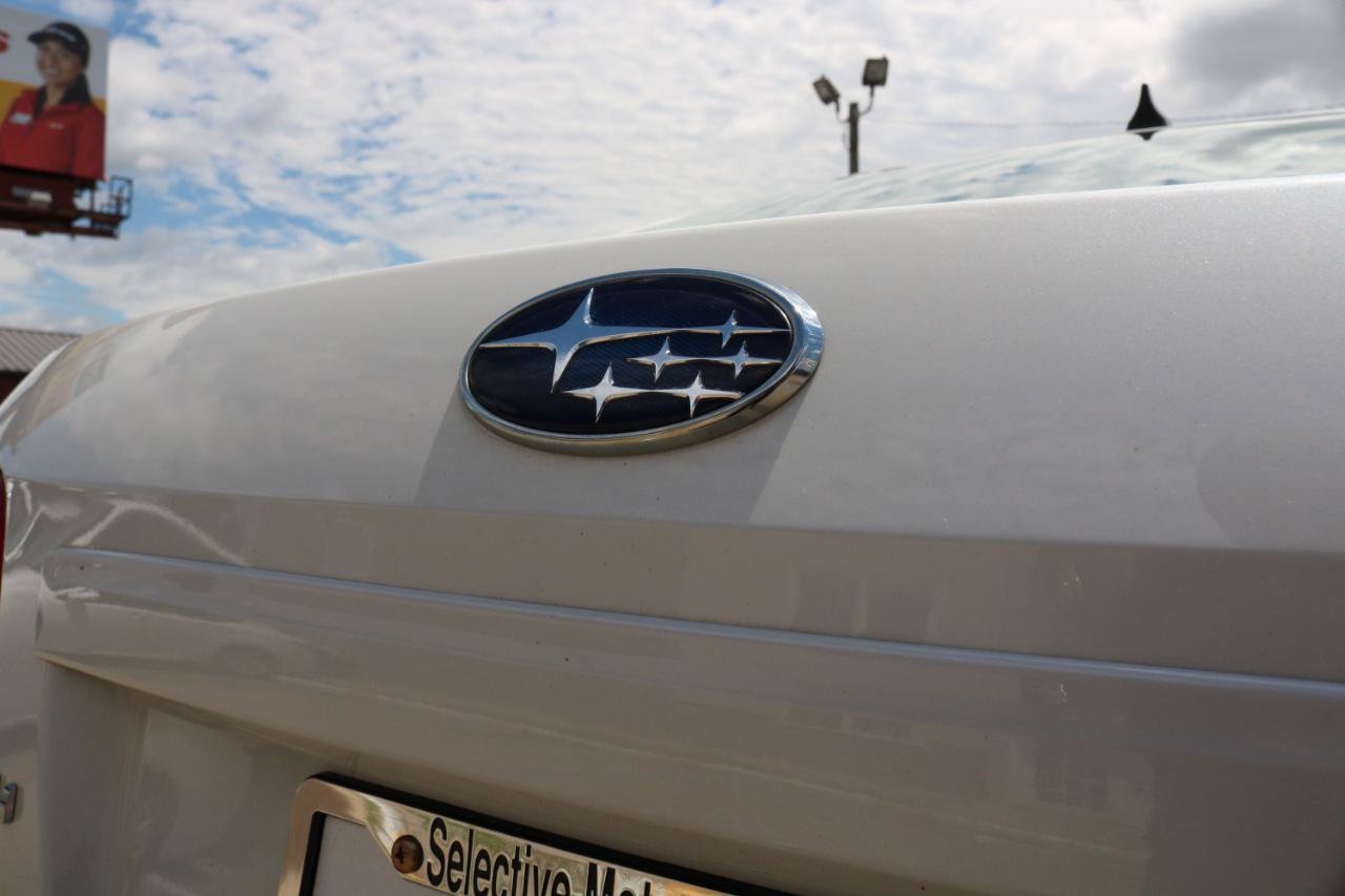 Used 2011 Subaru Legacy 2.5i Limited AWD/4WD image 11
