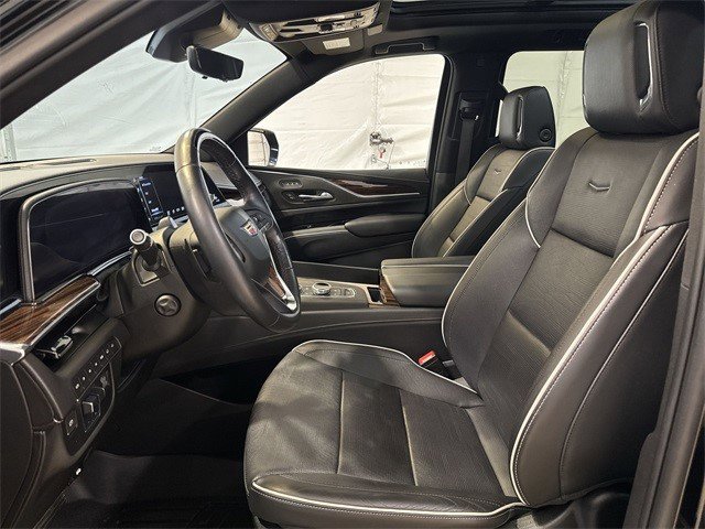 Certified 2022 Cadillac Escalade ESV Premium Luxury w/ Performance Package image 21