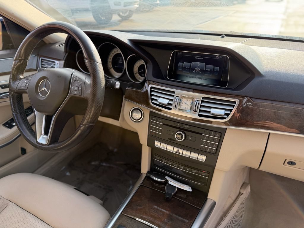 Used 2016 Mercedes-Benz E 350 4MATIC Sedan image 15