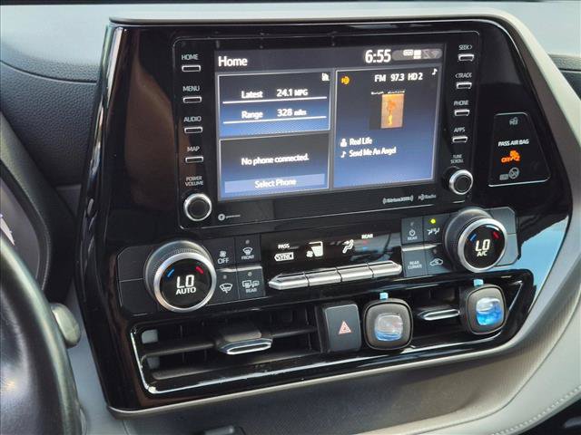 Certified 2021 Toyota Highlander LE FWD image 12